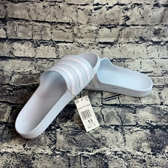 Adidas Size 11  Adilette Aqua Slides Light Blue FY8106 - Picture 1 of 9